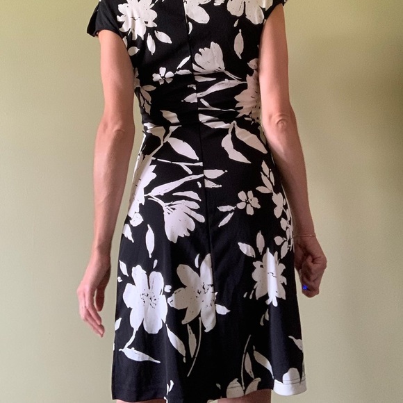 City Triangles vintage 90’s y2k ruched bodice silky floral dress - Picture 3 of 6